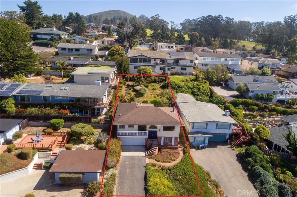 Morro Bay, CA 93442,298 Bradley AVE