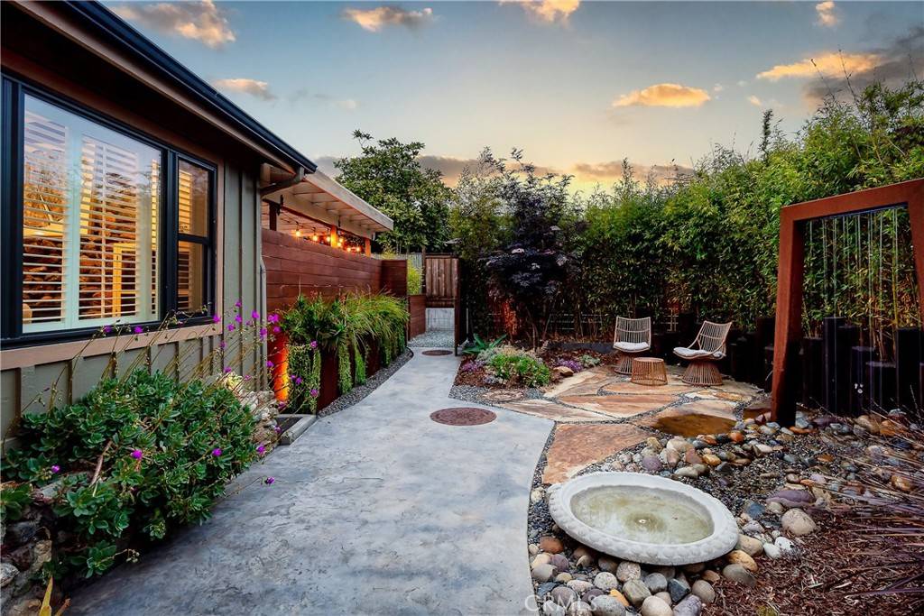 Los Osos, CA 93402,1121 13th ST