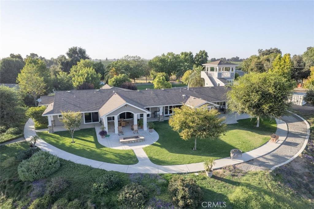 Sanger, CA 93657,1098 S Rainbow AVE