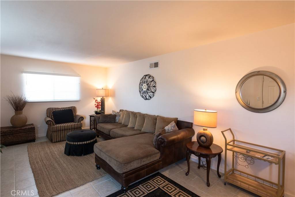 Lompoc, CA 93436,1569 Calle Portos
