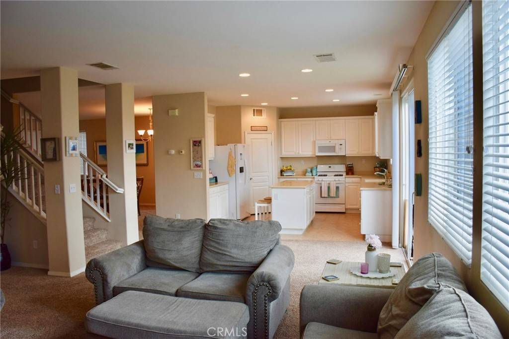 Paso Robles, CA 93446,902 Sycamore Canyon RD