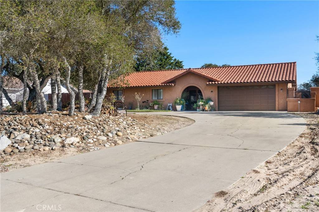 Lompoc, CA 93436,3332 Courtney DR