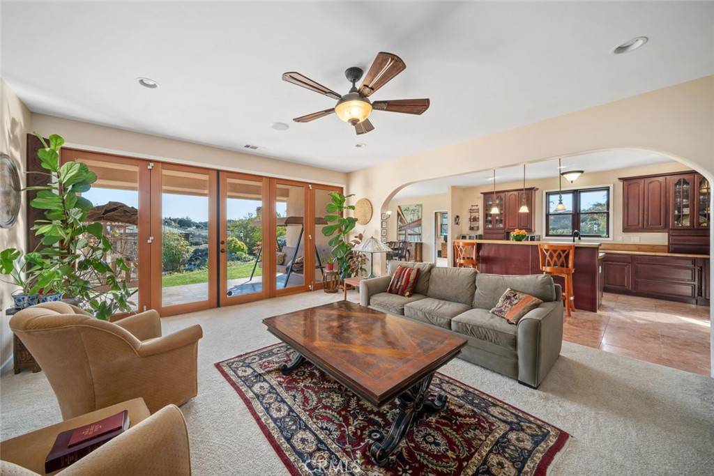Nipomo, CA 93444,989 Sweet Gum LN