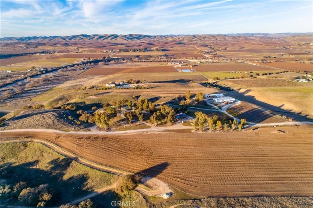 Paso Robles, CA 93446,7201 Airport RD