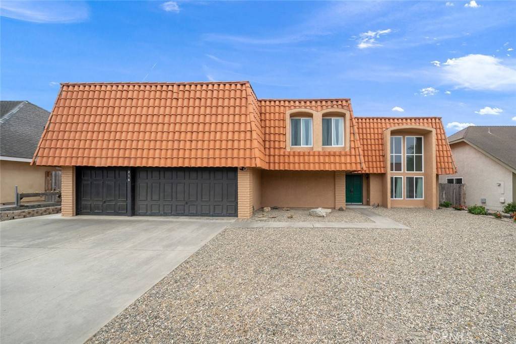 Santa Maria, CA 93455,216 Larkspur Drive