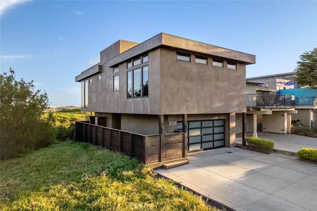Oceano, CA 93445,1839 Strand WAY