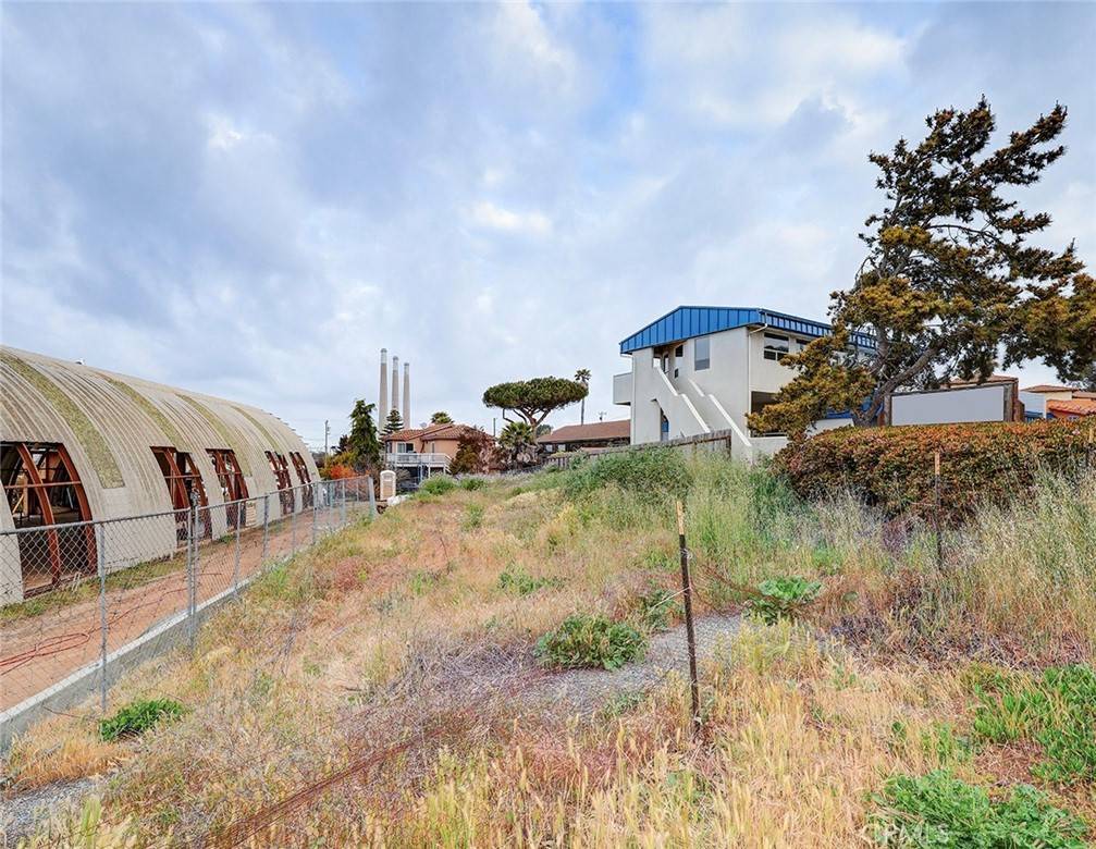 Morro Bay, CA 93442,1151 Main ST