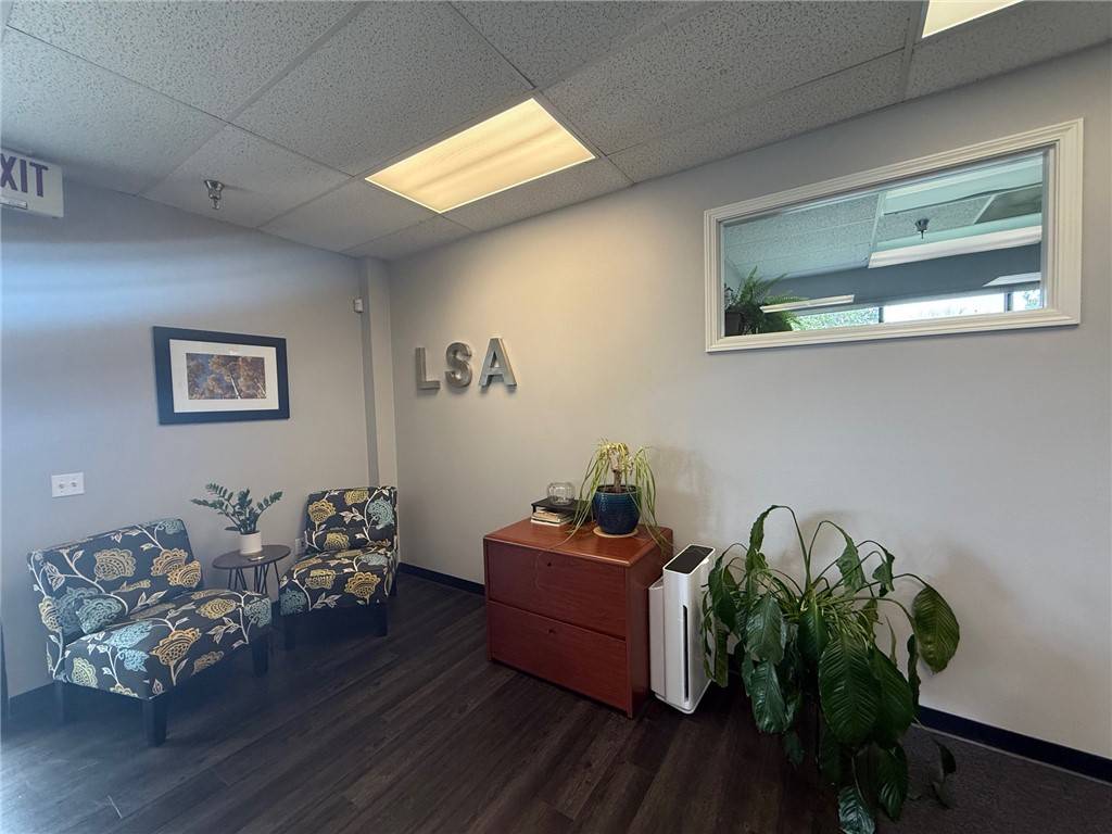 San Luis Obispo, CA 93401,285 South ST #P
