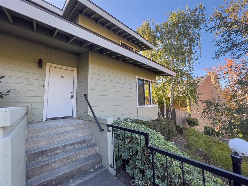 San Luis Obispo, CA 93401,881 Peach ST #A