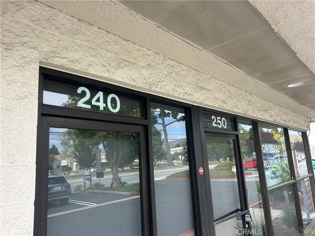 San Luis Obispo, CA 93401,3536 S Higuera St.