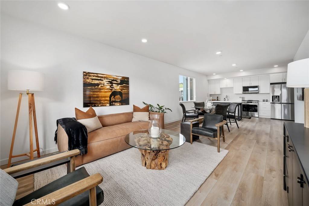 San Luis Obispo, CA 93401,2475 Victoria Ave. #208