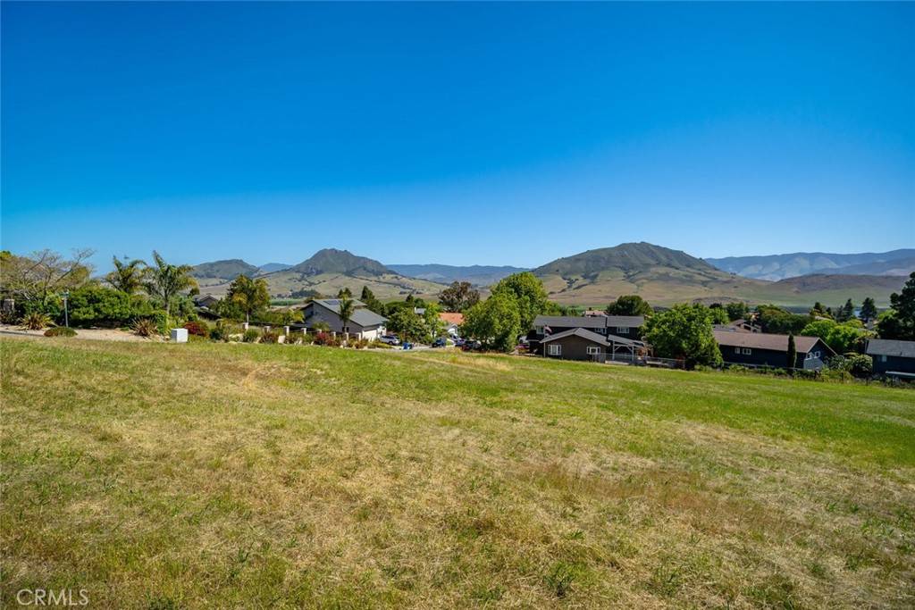 San Luis Obispo, CA 93405,1825 Diablo DR