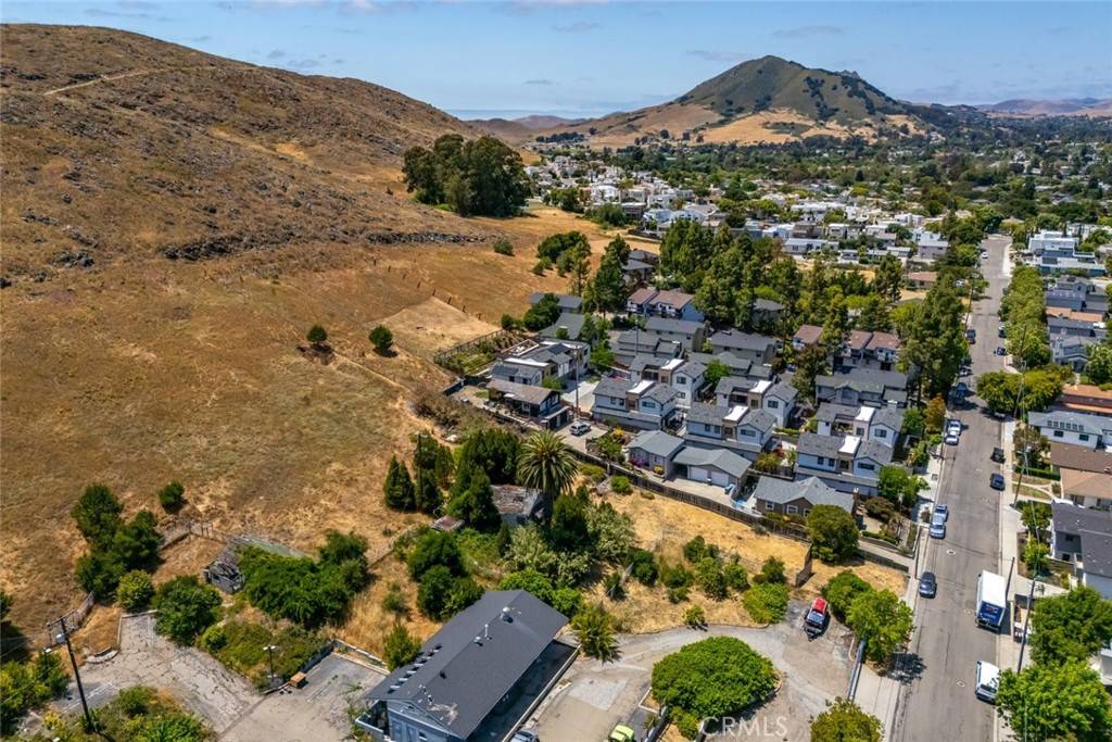 San Luis Obispo, CA 93401,3143 Rockview Place