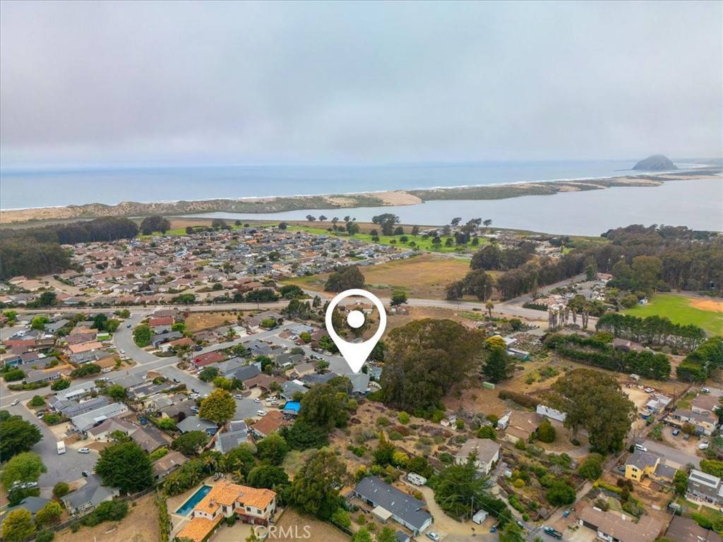 Los Osos, CA 93402,269 Los Padres CT