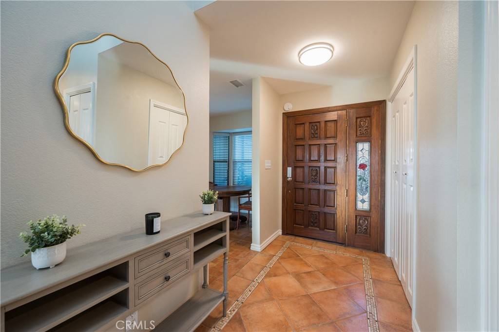 Paso Robles, CA 93446,5175 White Tail Place