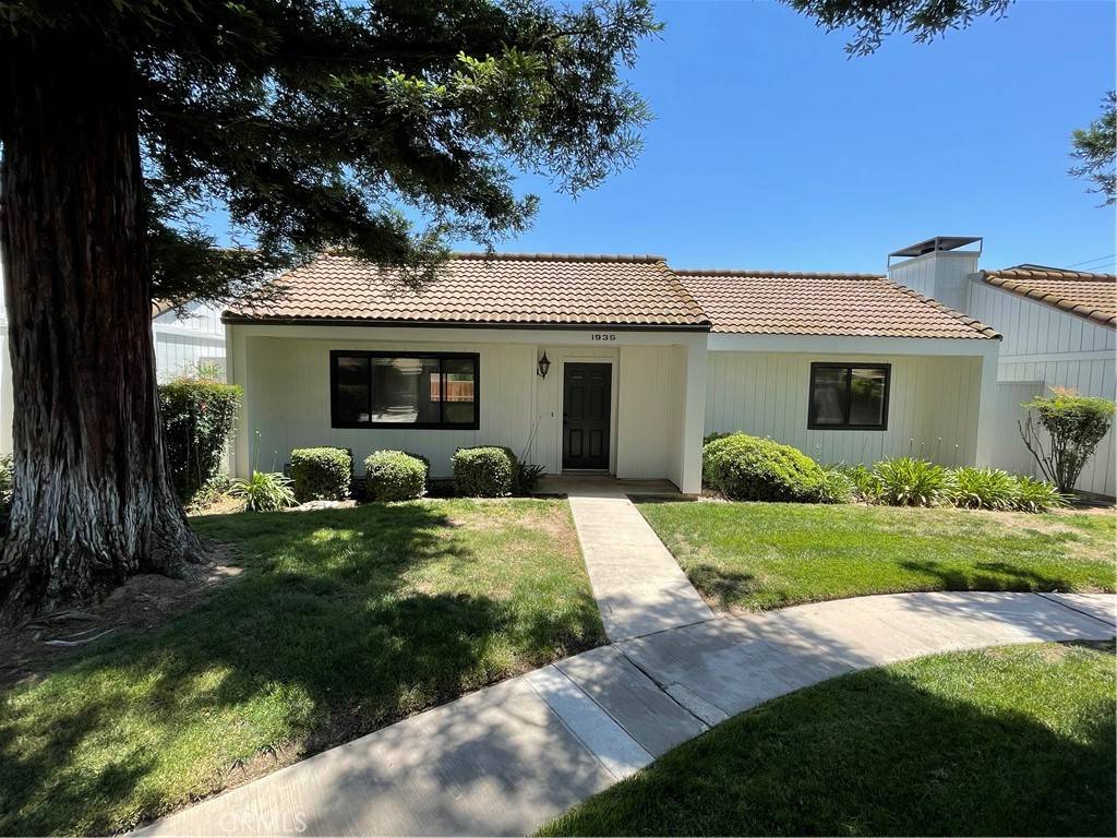 Fresno, CA 93705,1935 W Santa Ana AVE
