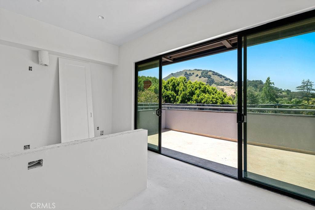 San Luis Obispo, CA 93401,581 Higuera ST #306