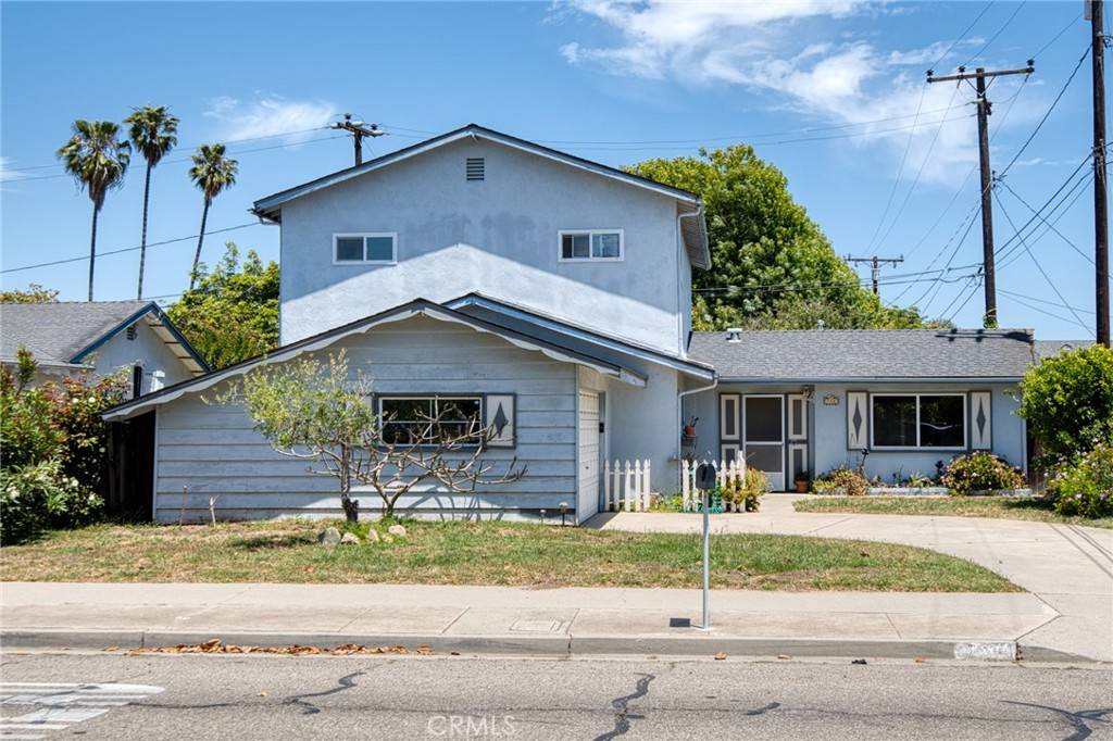Santa Barbara, CA 93111,740 Walnut LN