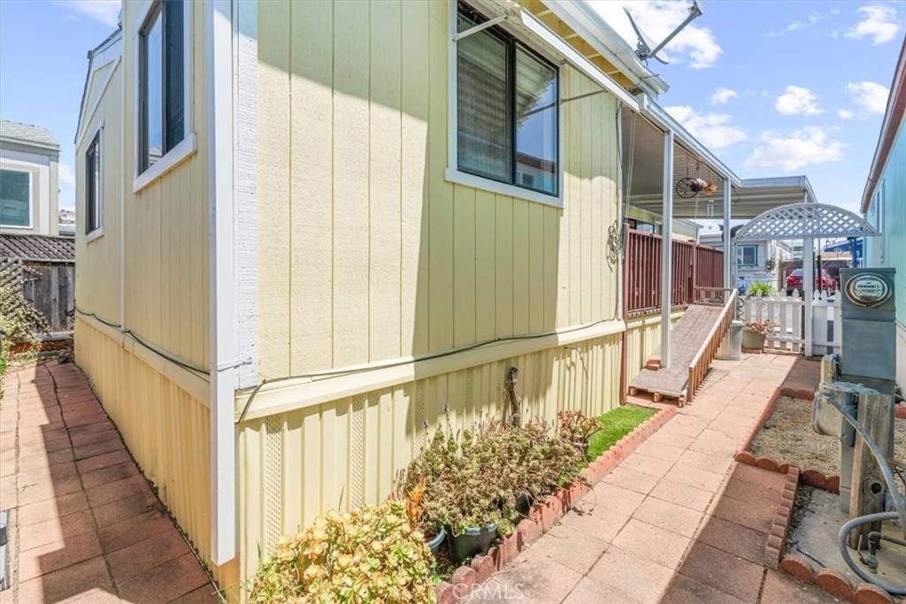 Morro Bay, CA 93442,500 Atascadero RD #SPC B2