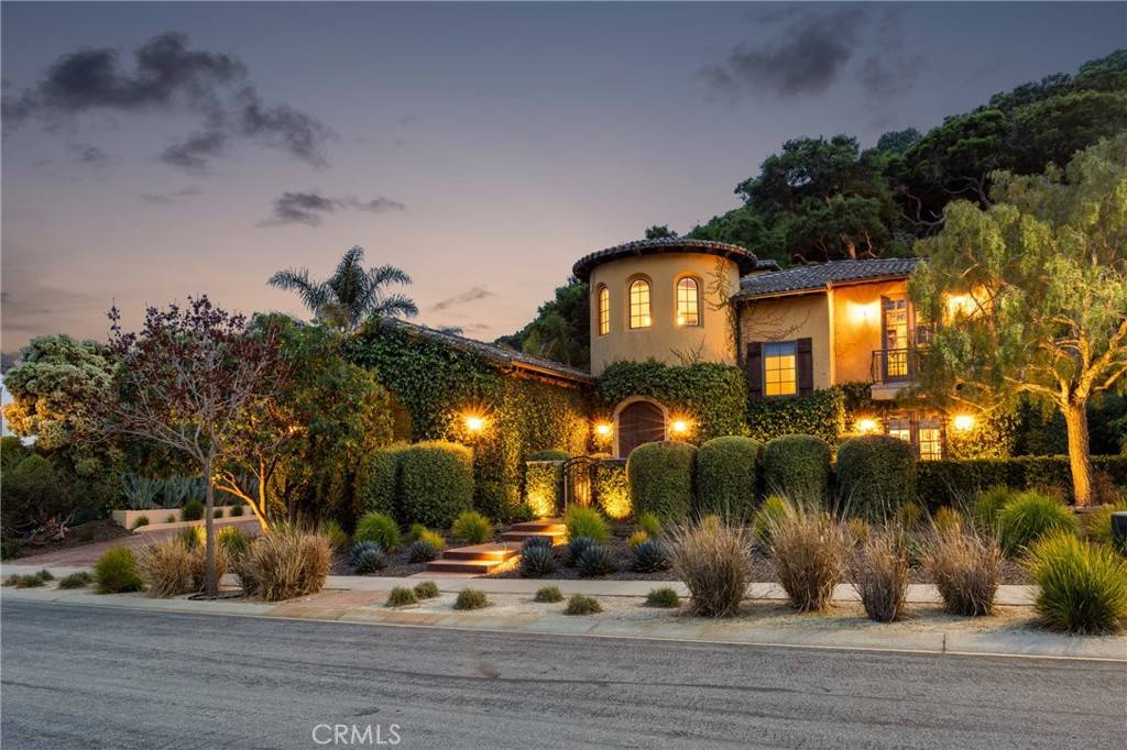 San Luis Obispo, CA 93405,935 Isabella WAY