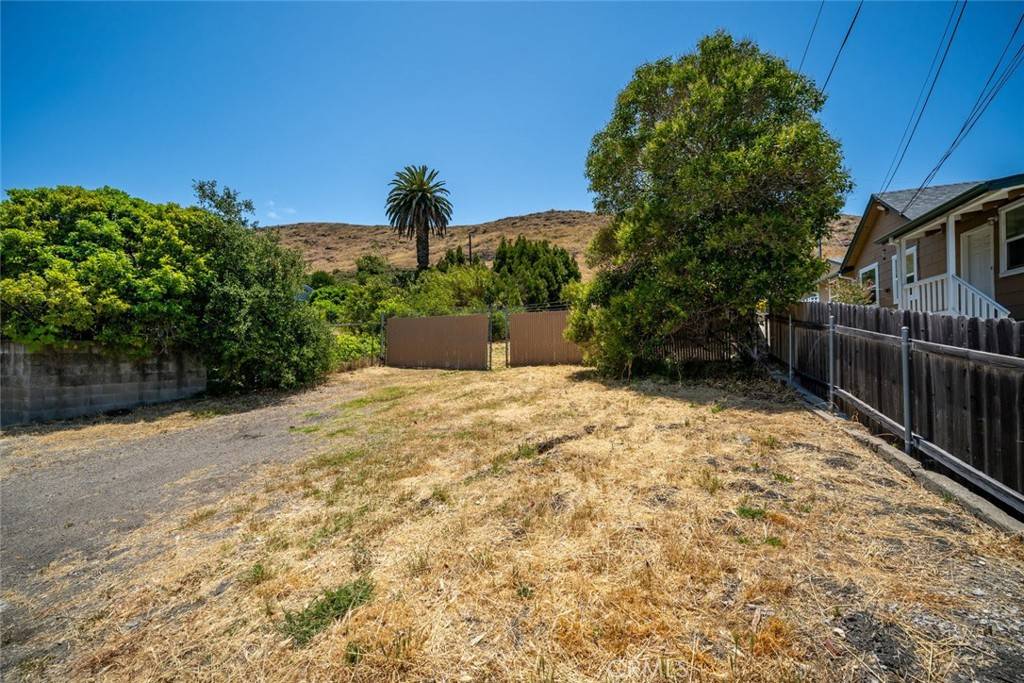 San Luis Obispo, CA 93401,3143 Rockview Place