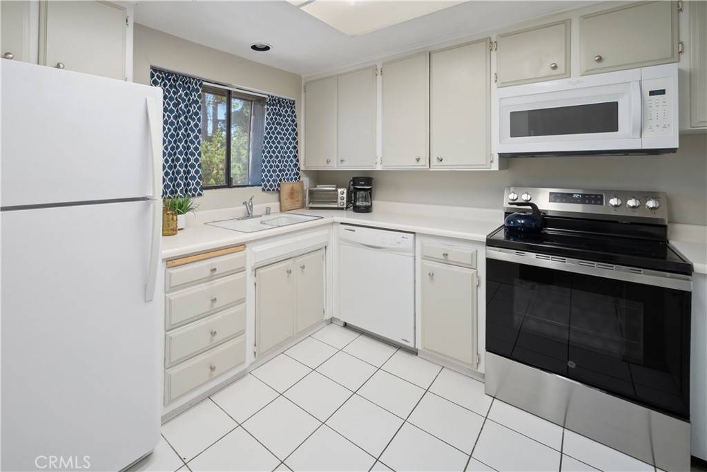 San Luis Obispo, CA 93405,11295 Los Osos Valley RD #14
