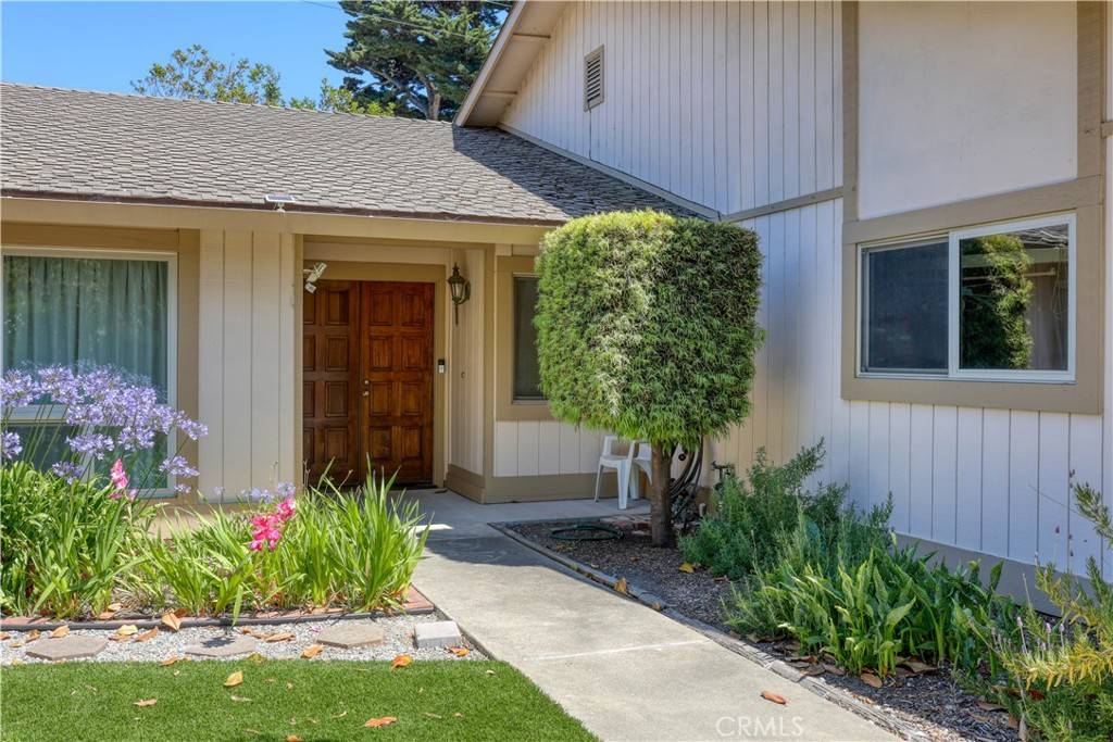 San Luis Obispo, CA 93401,92 Mariposa Drive