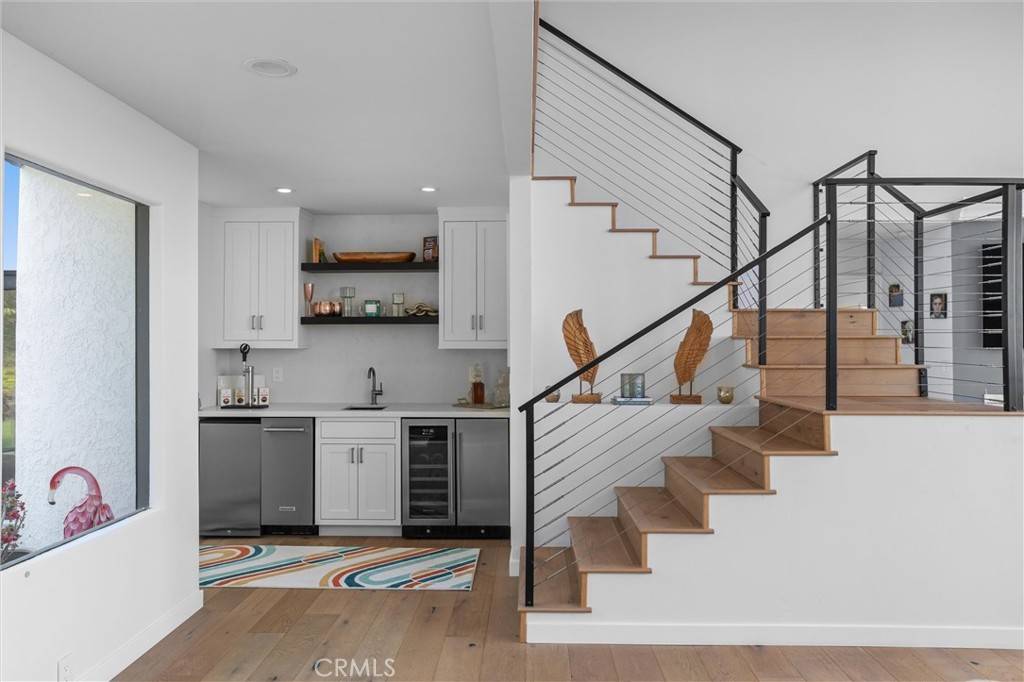 Los Osos, CA 93402,329 Travis DR