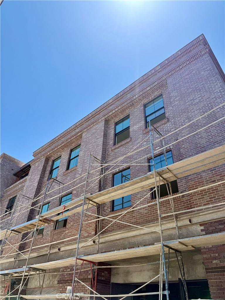 San Luis Obispo, CA 93401,581 Higuera ST #203