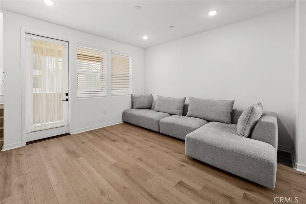 San Luis Obispo, CA 93405,905 Madonna RD #38