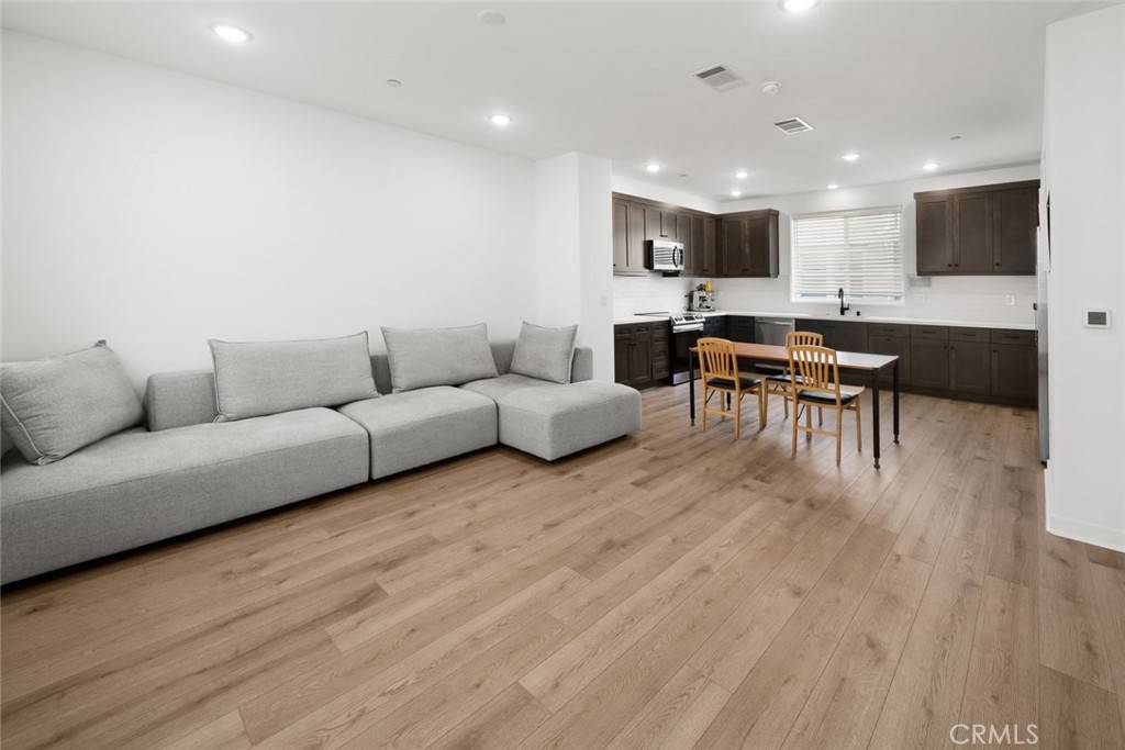 San Luis Obispo, CA 93405,905 Madonna RD #38