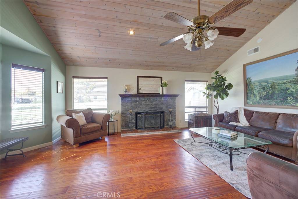 Solvang, CA 93463,268 1st ST