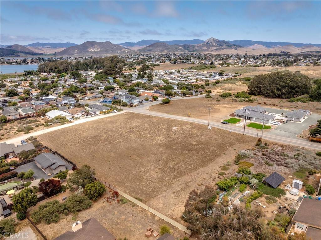 Los Osos, CA 93402,2045 Pine AVE