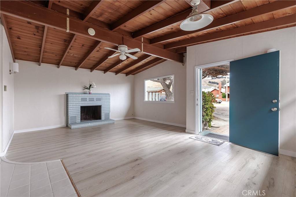 Morro Bay, CA 93442,351 Nevis ST
