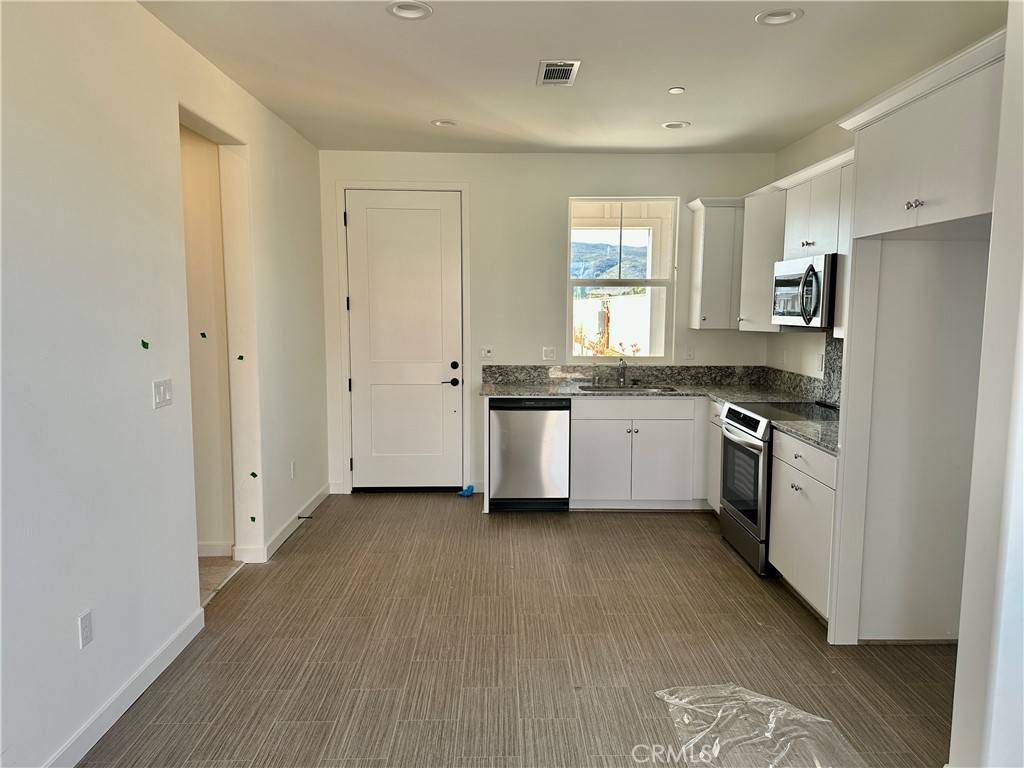 San Luis Obispo, CA 93401,216 Kitty Hawk CT