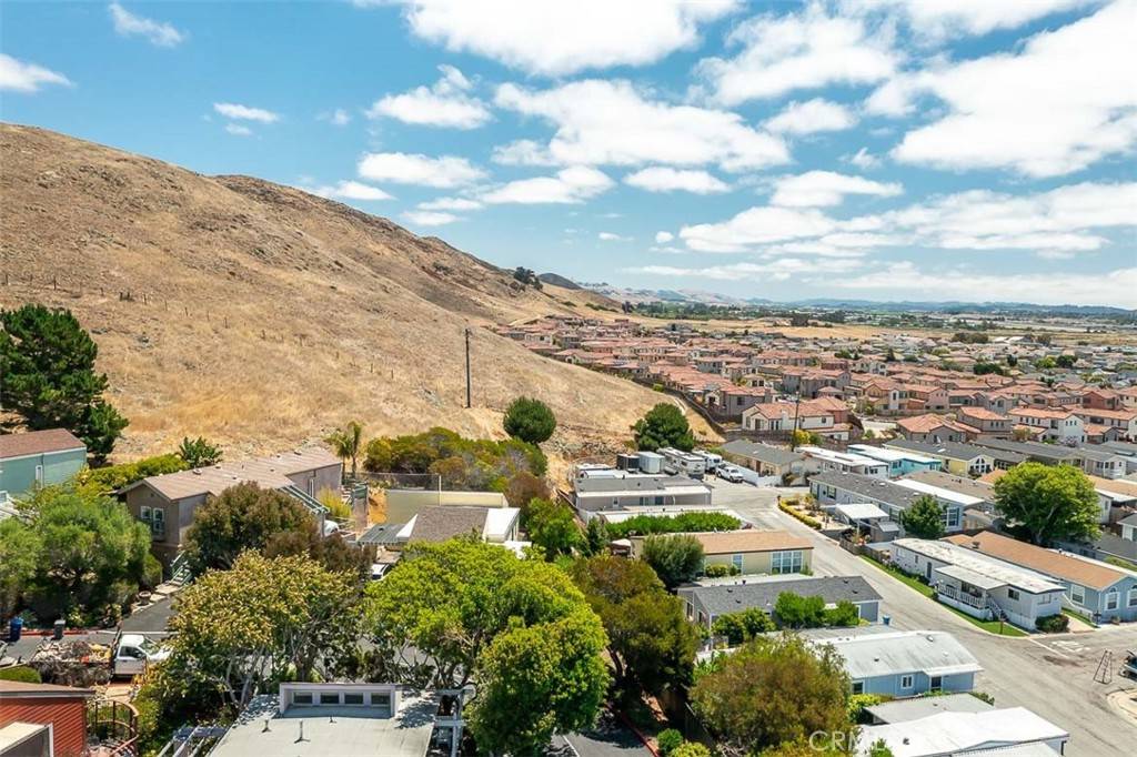 San Luis Obispo, CA 93401,2852 Los Feliz CT