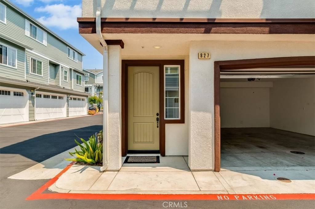 San Luis Obispo, CA 93401,827 Basil LN