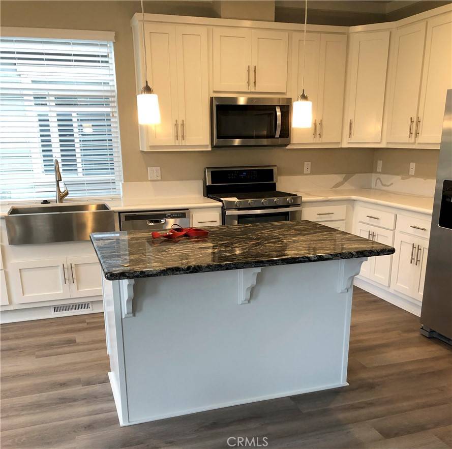 Cambria, CA 93428,1460 Main ST #112