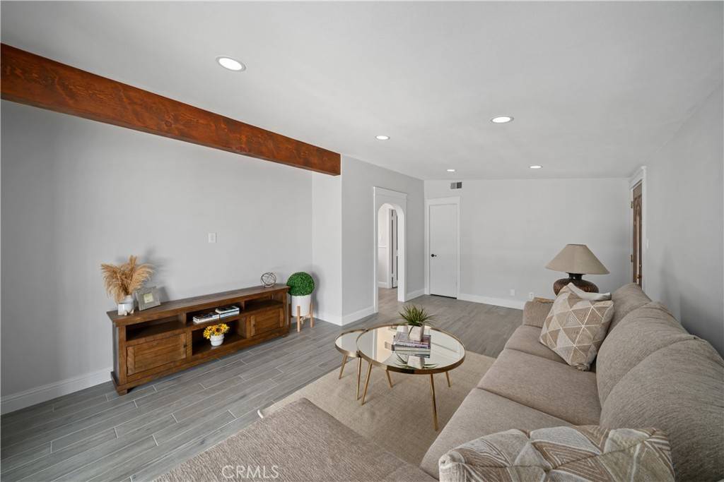 Santa Maria, CA 93454,1335 N Miller ST