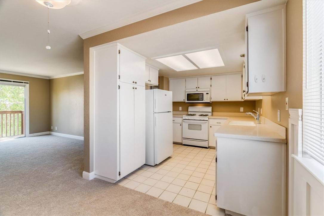 Atascadero, CA 93422,7436 Santa Ysabel AVE #C