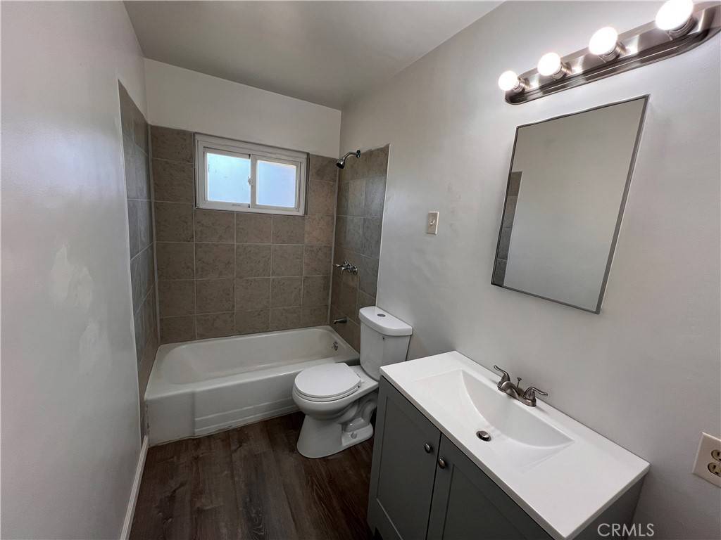 Visalia, CA 93277,2419 W Harvard AVE