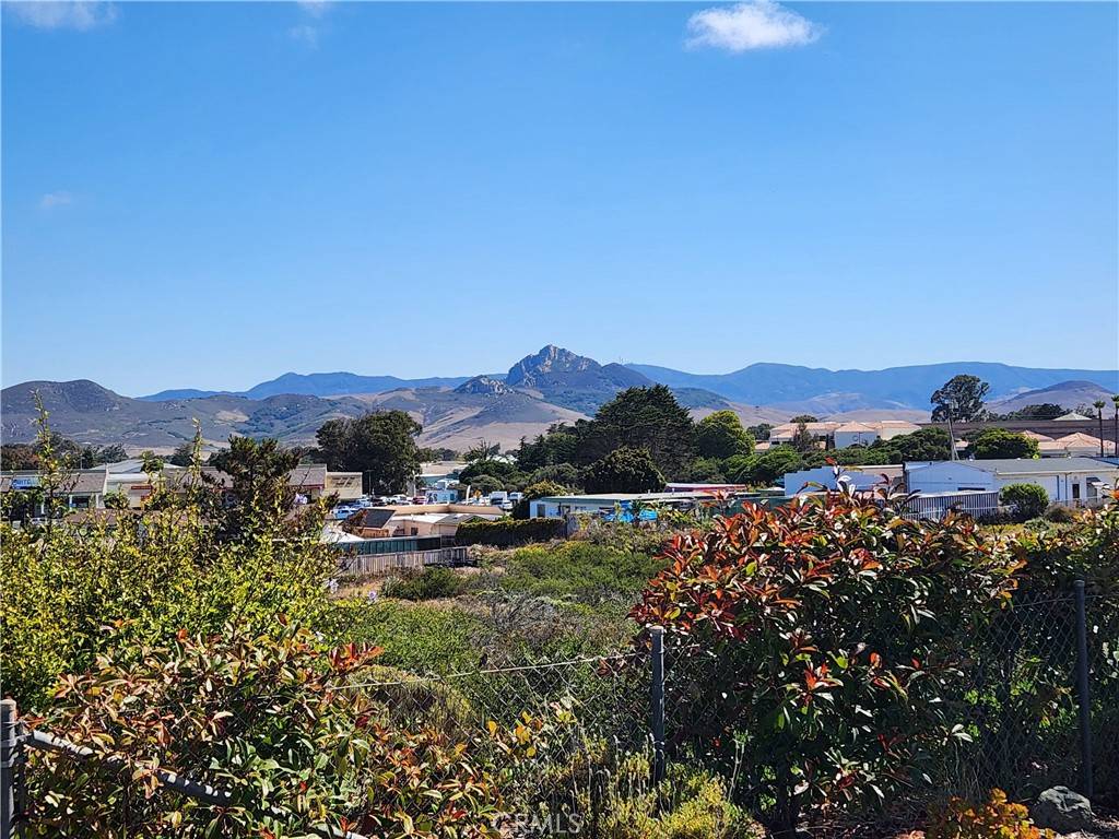 Los Osos, CA 93402,1056 Bay Oaks DR