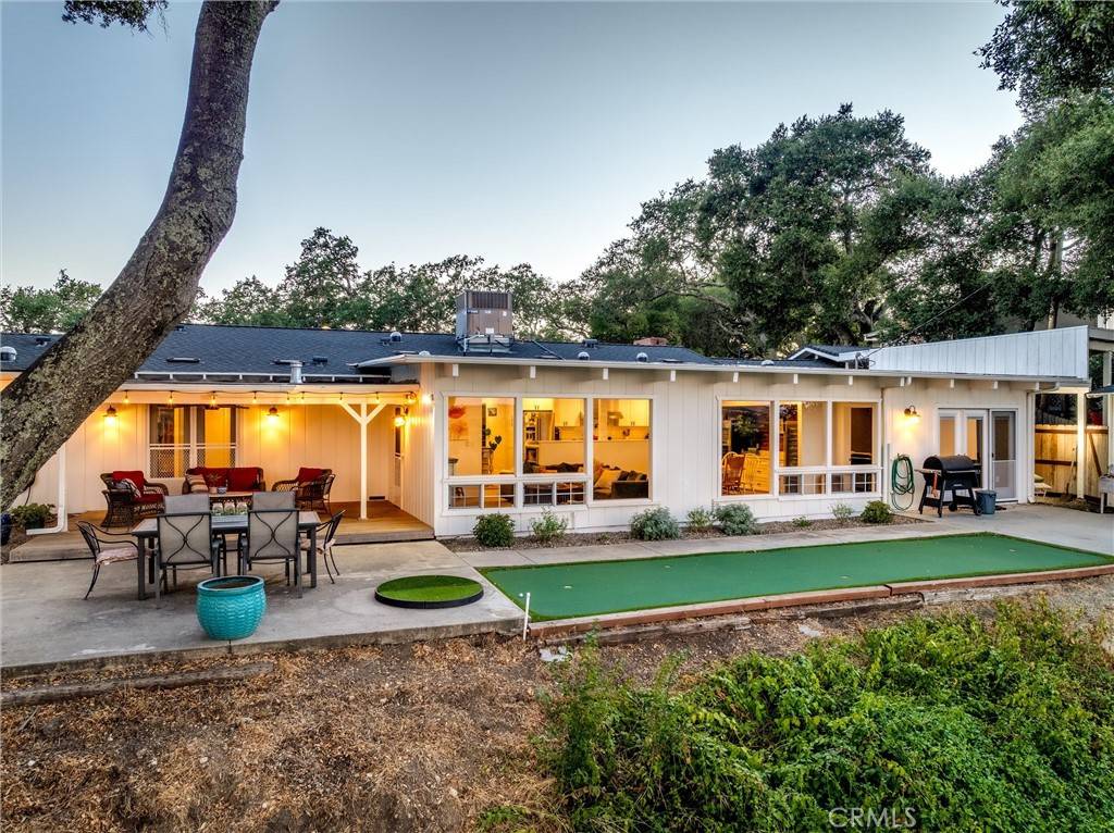 Atascadero, CA 93422,5355 El Verano AVE