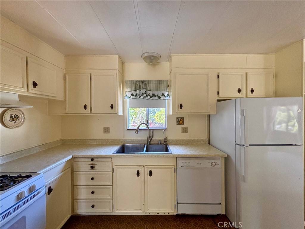 Nipomo, CA 93444,255 Encino LN
