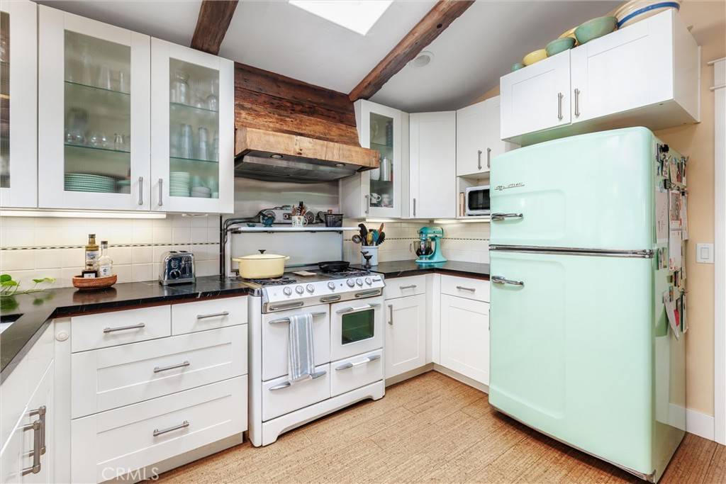 Morro Bay, CA 93442,208 Shasta Ave