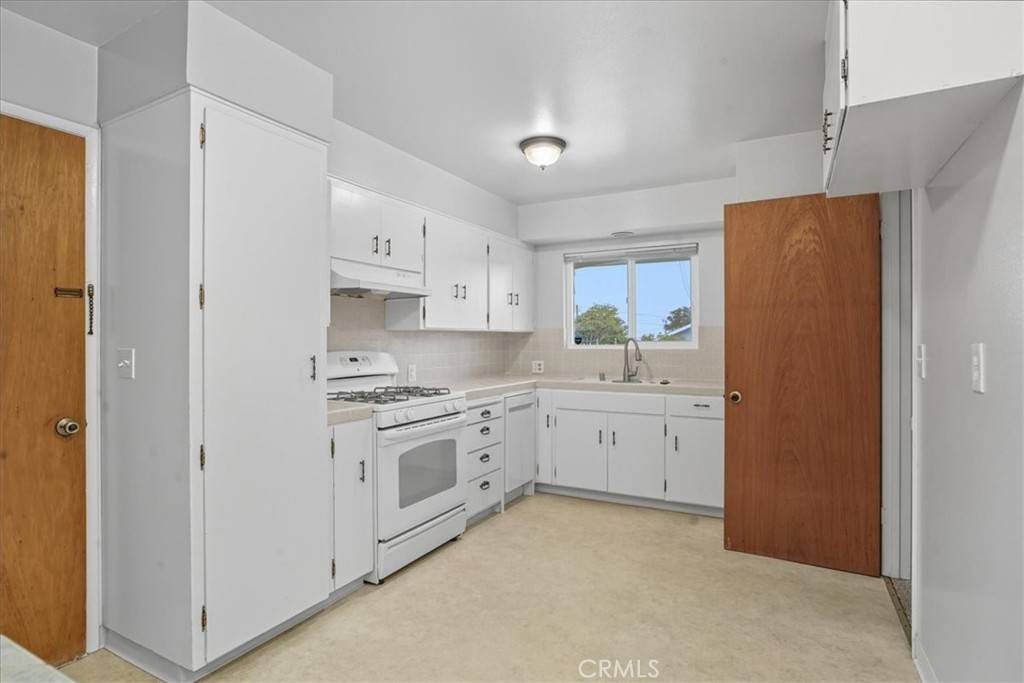 Los Osos, CA 93402,409 Manzanita DR