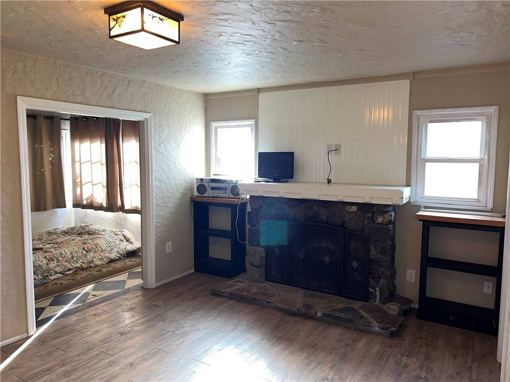 Cambria, CA 93428,2299 Yorkshire DR