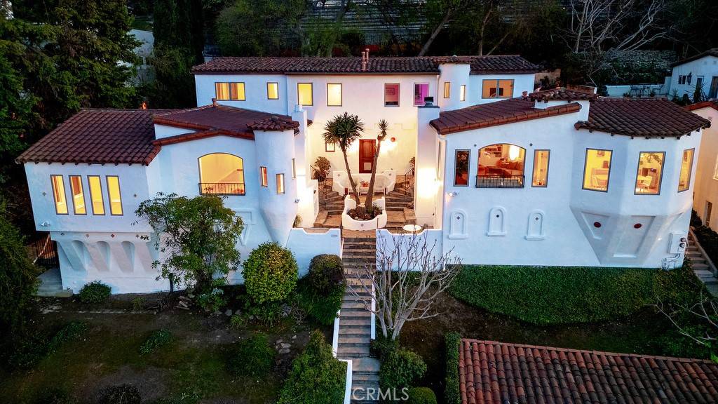 Los Feliz, CA 90027,3702 Arbolada Road