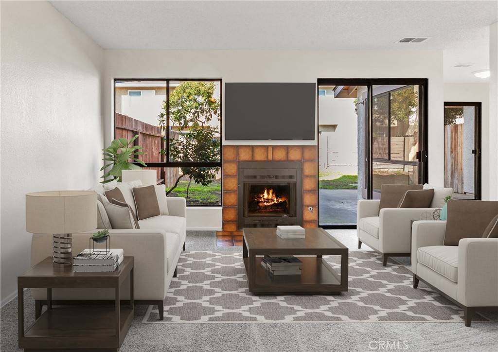 Santa Maria, CA 93454,1700 Lynne DR #17