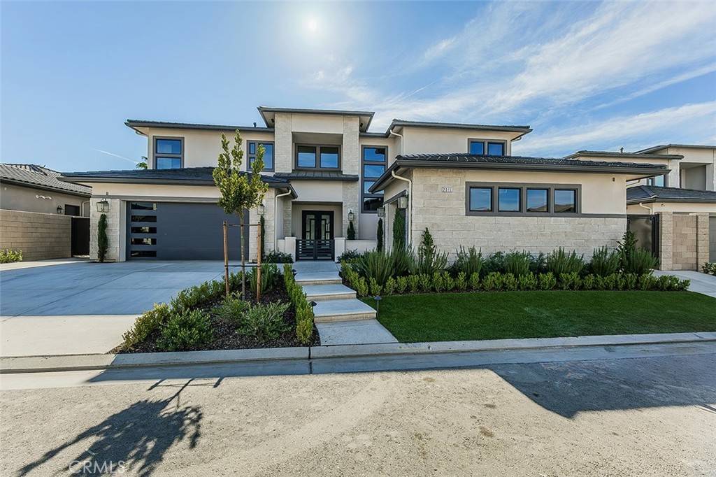 Fresno, CA 93730,2315 E Courtside DR